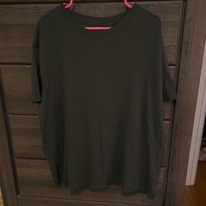 Lululemon tee